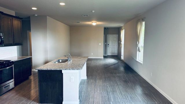 7932 Castelardo PL, Round Rock, TX 78665