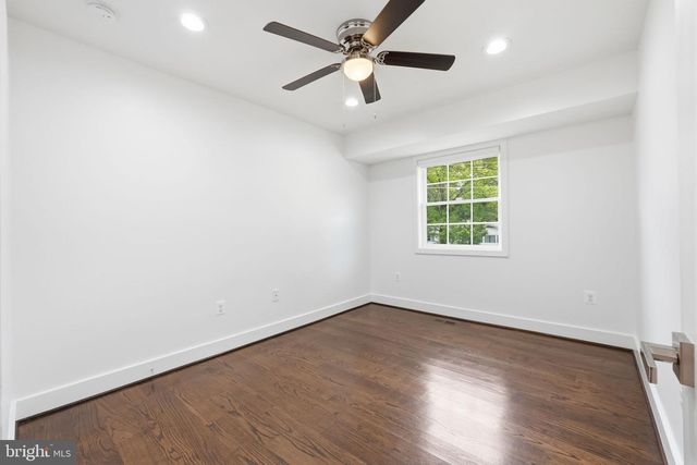 7504 DOLCE DR, Annandale, VA 22003