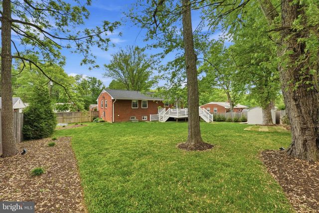 7504 DOLCE DR, Annandale, VA 22003