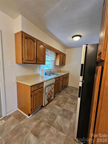 3220 Sweeten Creek Road, Asheville, NC 28803