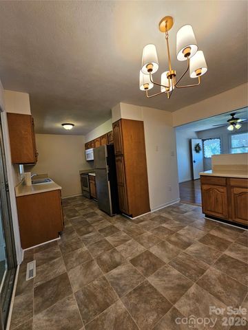 3220 Sweeten Creek Road, Asheville, NC 28803