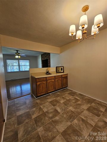 3220 Sweeten Creek Road, Asheville, NC 28803