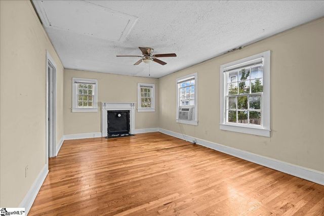 276 S Spring Street, Spartanburg, SC 29306