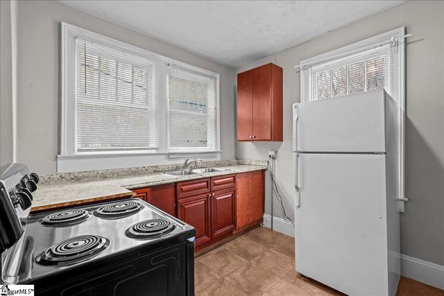 276 S Spring Street, Spartanburg, SC 29306