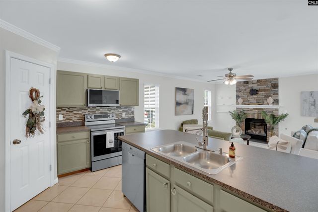 322 Drooping Leaf Road, Lexington, SC 29072