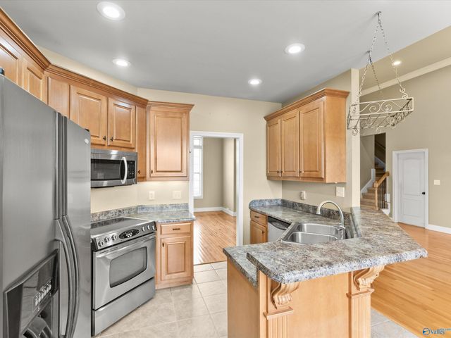 17902 Watercress Drive, Athens, AL 35611