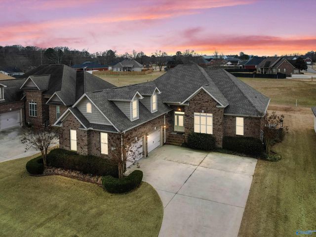 17902 Watercress Drive, Athens, AL 35611