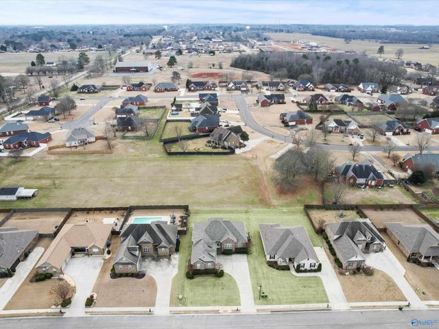 17902 Watercress Drive, Athens, AL 35611