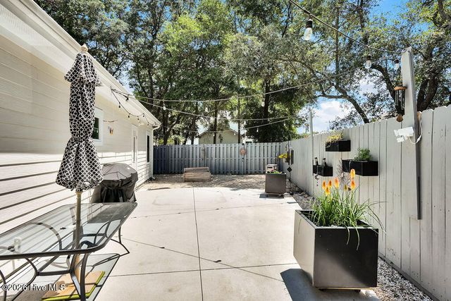 513 Spencer Farlow Drive B, Carolina Beach, NC 28428