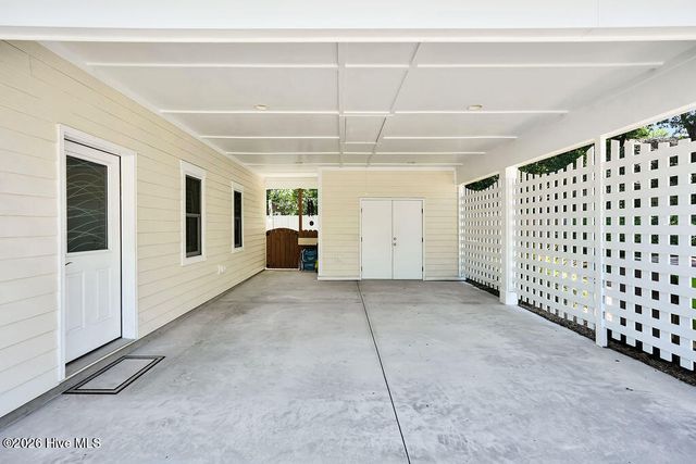 513 Spencer Farlow Drive B, Carolina Beach, NC 28428