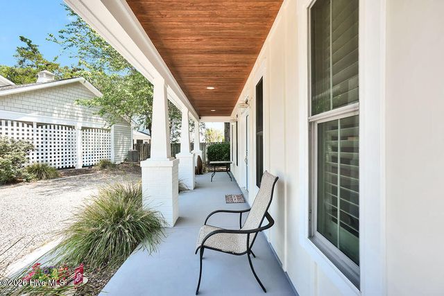 513 Spencer Farlow Drive B, Carolina Beach, NC 28428
