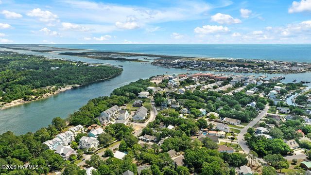 513 Spencer Farlow Drive B, Carolina Beach, NC 28428