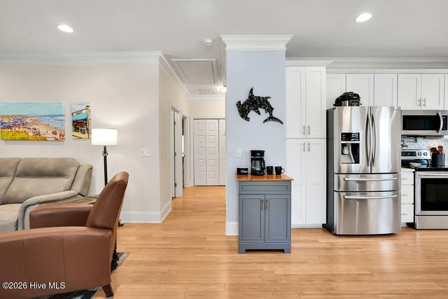 513 Spencer Farlow Drive B, Carolina Beach, NC 28428