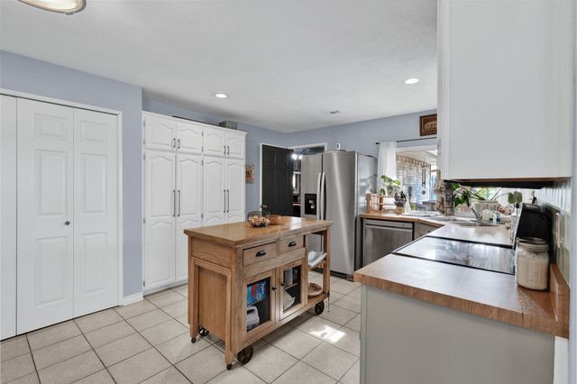 3433 Flagstone Drive, Garland, TX 75044