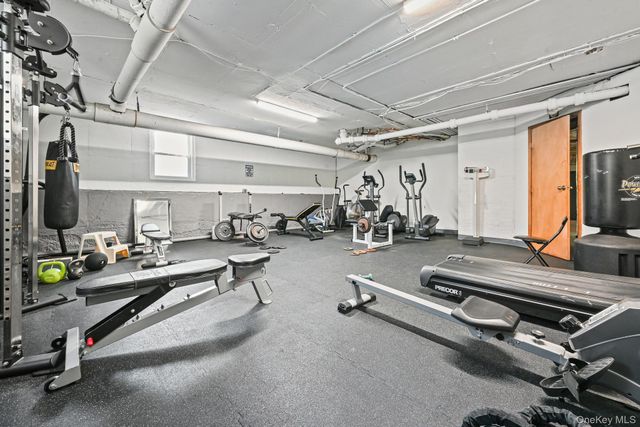 185 Atlantic Avenue C1, Lynbrook, NY 11563