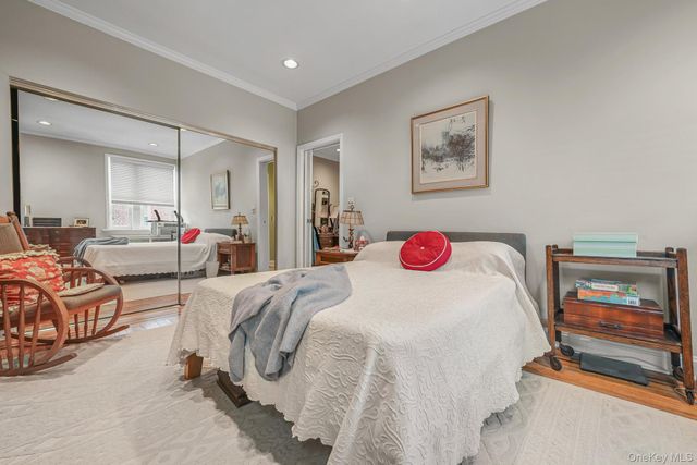 185 Atlantic Avenue C1, Lynbrook, NY 11563