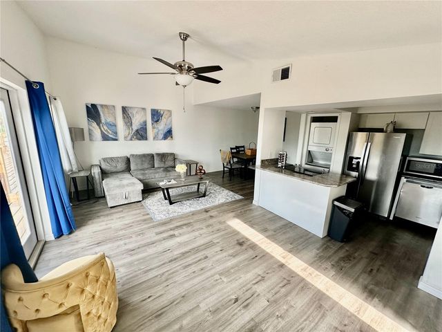 3303 W SHELL POINT #A ROAD, Ruskin, FL 33570