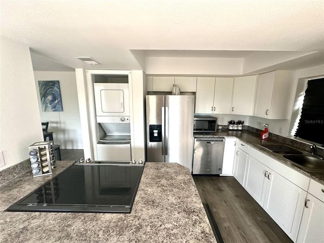 3303 W SHELL POINT #A ROAD, Ruskin, FL 33570