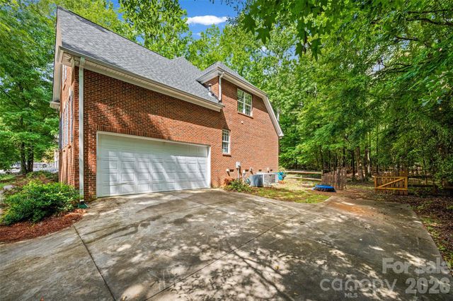 2035 Slippery Rock Cove, Clover, SC 29710