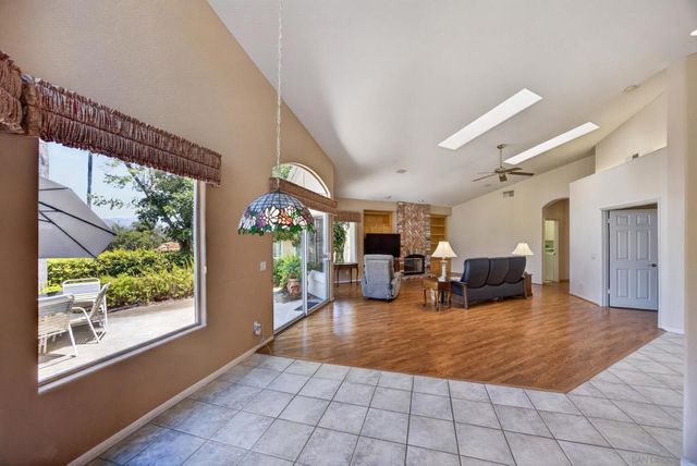 15546 Calistoga Dr., Ramona, CA 92065