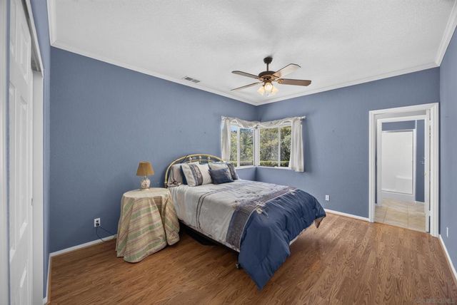 15546 Calistoga Dr., Ramona, CA 92065