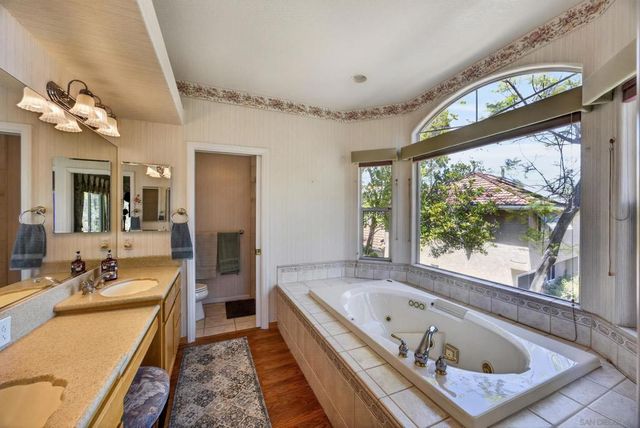 15546 Calistoga Dr., Ramona, CA 92065