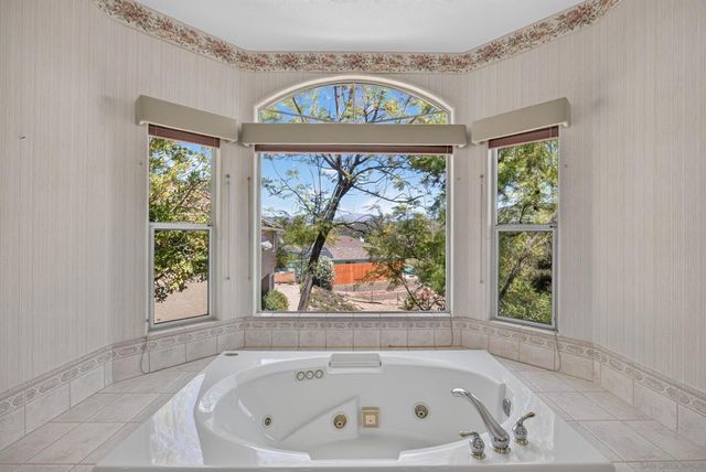 15546 Calistoga Dr., Ramona, CA 92065