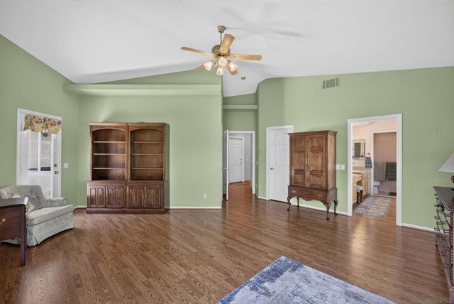 15546 Calistoga Dr., Ramona, CA 92065
