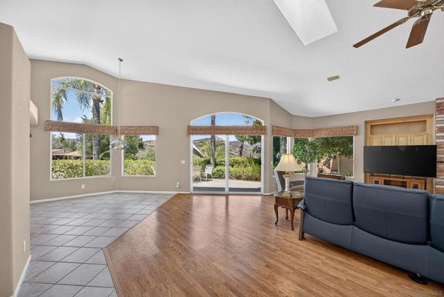 15546 Calistoga Dr., Ramona, CA 92065