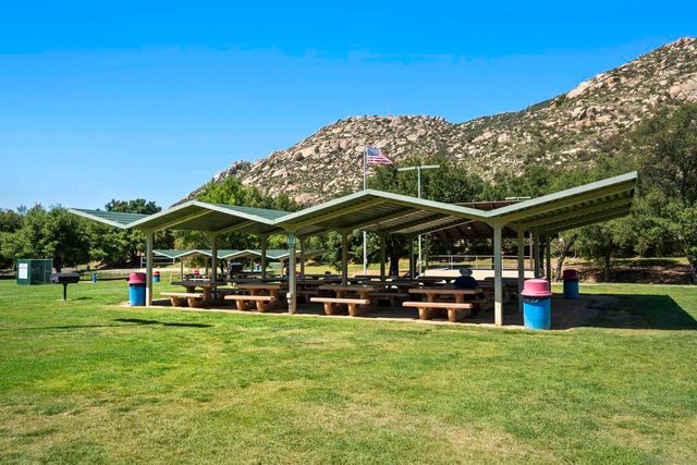 15546 Calistoga Dr., Ramona, CA 92065