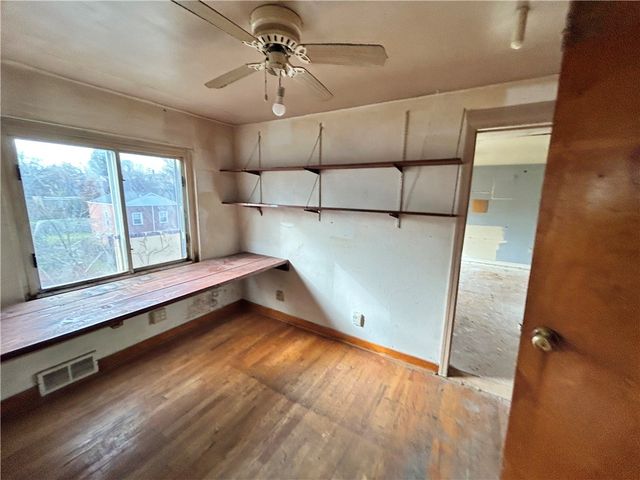 6938 Hartman Ln, Lincoln Larimer, PA 15206