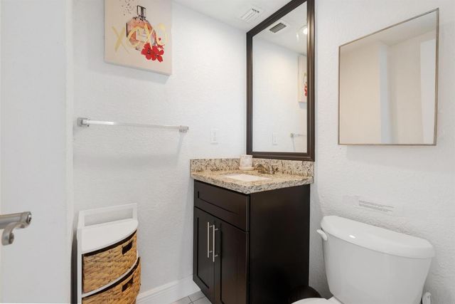 4001 S Ocean Drive 14D, Hollywood, FL 33019