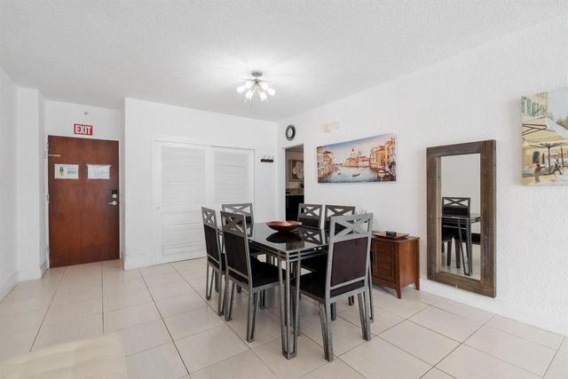 4001 S Ocean Drive 14D, Hollywood, FL 33019