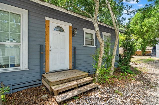 4834 TAYLOR STREET N, St Petersburg, FL 33714