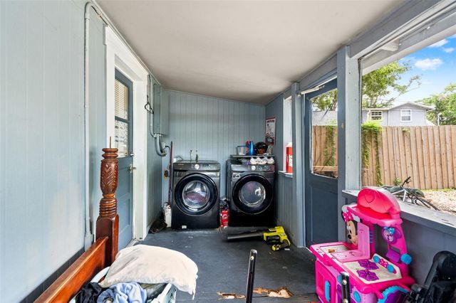 4834 TAYLOR STREET N, St Petersburg, FL 33714