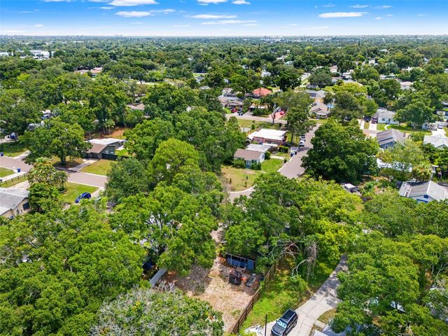 4834 TAYLOR STREET N, St Petersburg, FL 33714