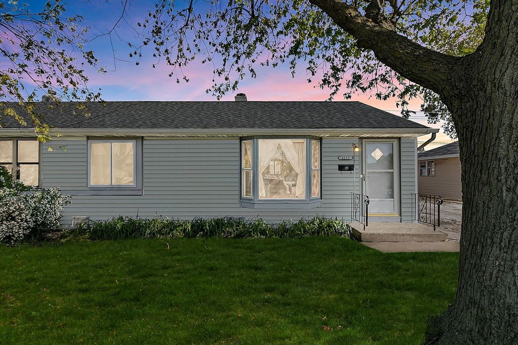 4133 Southwest Highway, Hometown, IL 60456