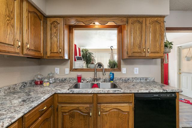 3808 W Kingsley Street, Springfield, MO 65807