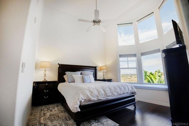 810 Harbor Cliff Way 230, Oceanside, CA 92054