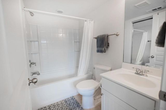 810 Harbor Cliff Way 230, Oceanside, CA 92054
