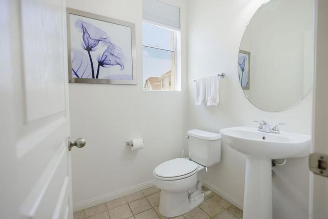 810 Harbor Cliff Way 230, Oceanside, CA 92054