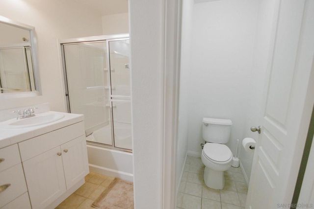 810 Harbor Cliff Way 230, Oceanside, CA 92054