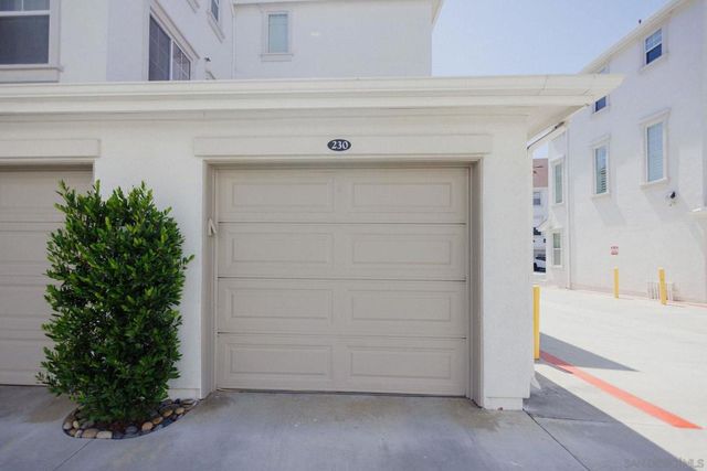 810 Harbor Cliff Way 230, Oceanside, CA 92054