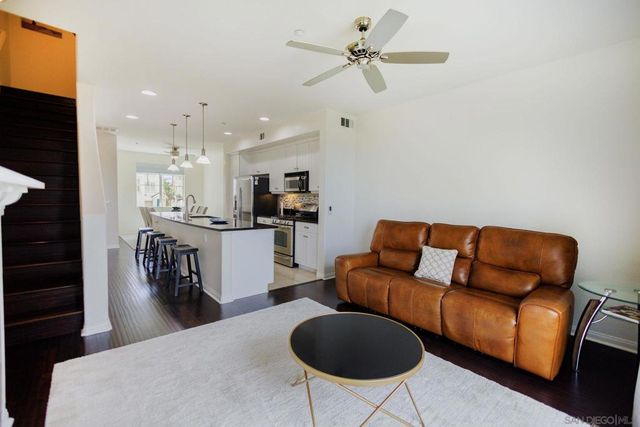 810 Harbor Cliff Way 230, Oceanside, CA 92054