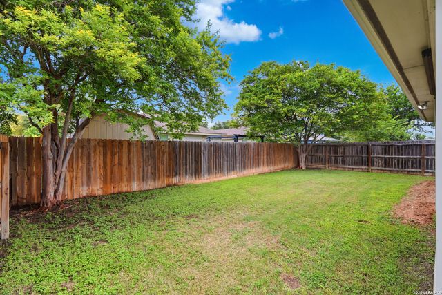 9119 Laguna Hills, Selma, TX 78154