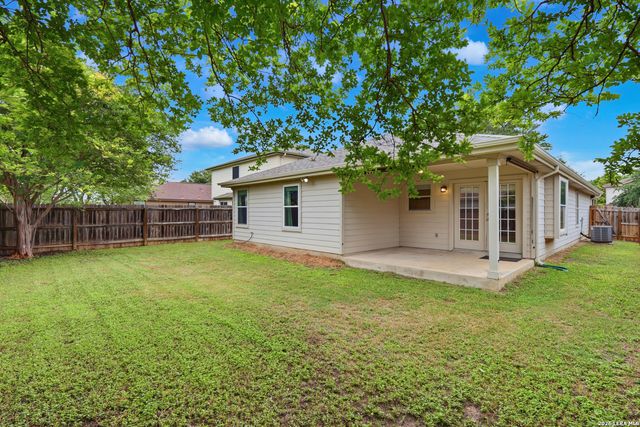 9119 Laguna Hills, Selma, TX 78154