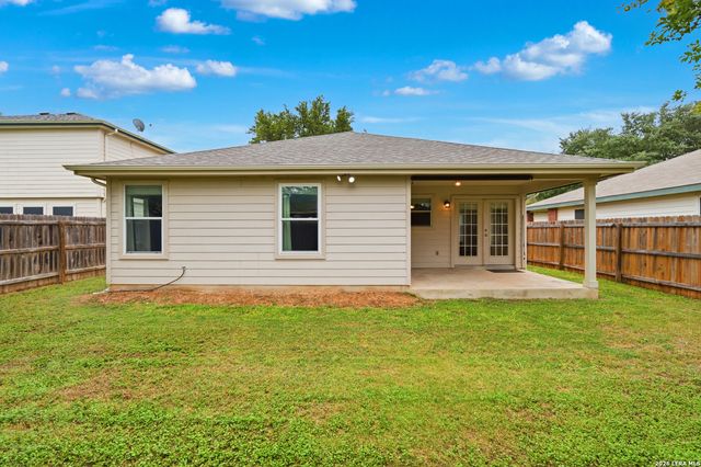 9119 Laguna Hills, Selma, TX 78154