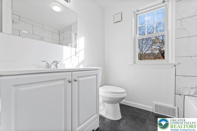 1407 Fretz, Salisbury Twp, PA 18103