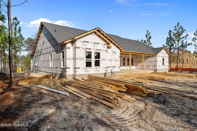 2033 Pewter Drive, West End, NC 27376