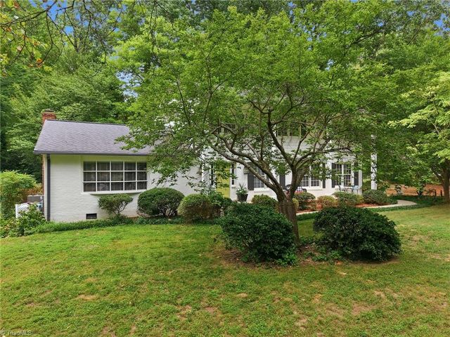 4301 Oakcliffe Road, Greensboro, NC 27406
